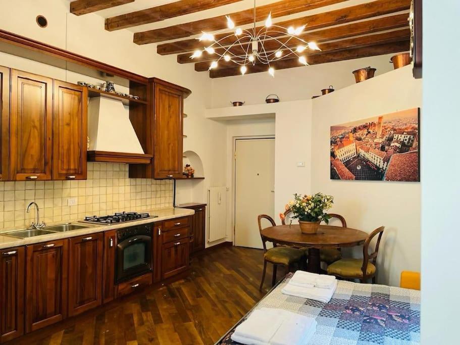 Bella Ciao Old Town Apartman Bergamo Kültér fotó